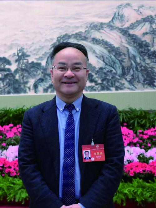 全国政协委员上海科技馆馆长倪闽景合力推动拔尖创新人才早期培育