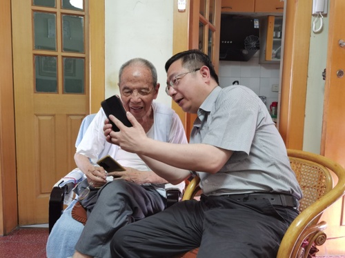 图片1 图片1